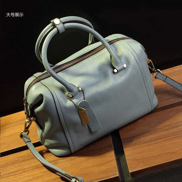 

2023 new european and american boston bag women's versatile handheld shoulder women's crossbody s pillow
