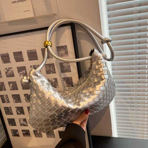 

bottess bags venetas fashion 2022 new korean net red soft leather woven large capacity portable tote super fire single shoulder underar have