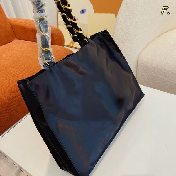 

classic ladies chain handbag luxury design tote bag beach bag 221014