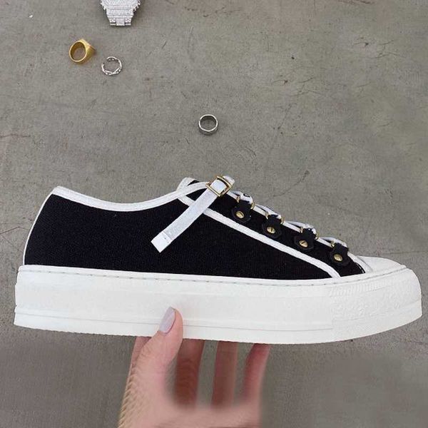 

casual shoes women travel leather lace-up sneaker cloth black white lady thick soled designer running trainers letters woman shoe platform