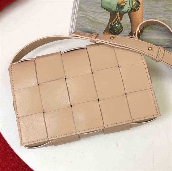

bottegas designer cassettes handbags venetas bags trendy padded crossbody bags weave sponge handbas chest diagonal fashion leather metal