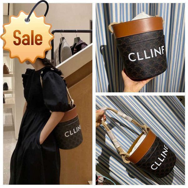 

designer bags 2022 new lisa same old flower bucket triomphe triumphal arch printed leather one shoulder women's factory direct sale