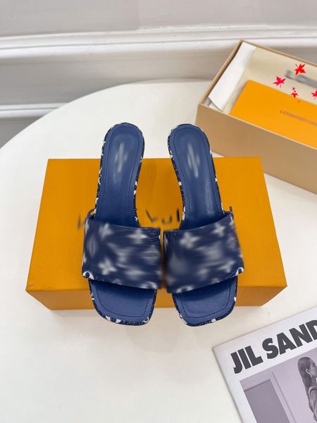 

2023 fashion women sandals genuine leather slippers summer flat stylist slides ladies beach sandal party wedding slipper with box -k053, Black