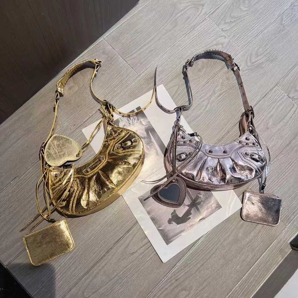 

evening bags network red same versatile gold silver riveted locomotive half moon oblique span 2022 new women's 1014