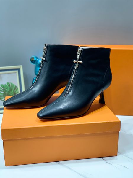

2023 fashion boots ankle cowskin the upper leg is super invincible and good-looking and the cross front zipper is very simple and large with, Black