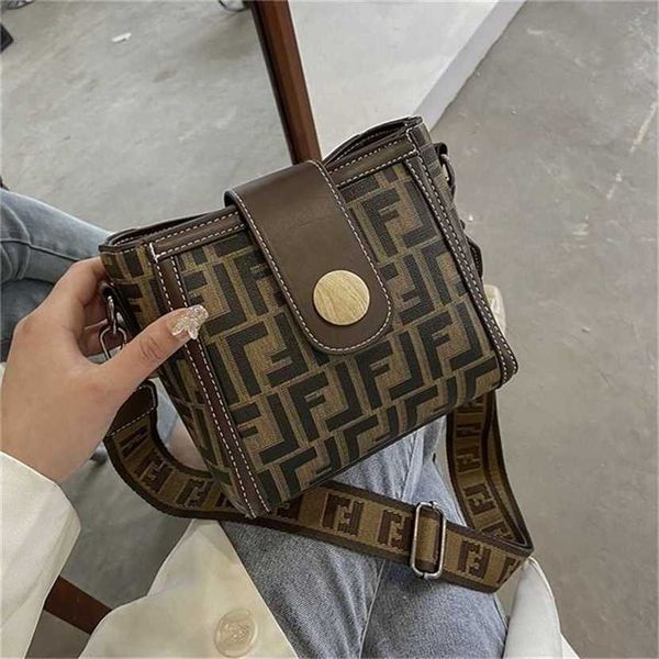 

60% off 2023 designer bag summer wide bucket western style single slanting printing