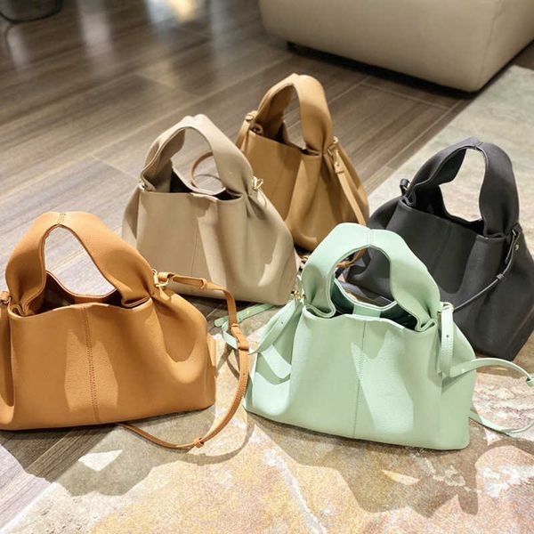 

new 2022 designer luxury pure color package lunch box bag europe and the united states fashion handbag one shoulder bag woman
