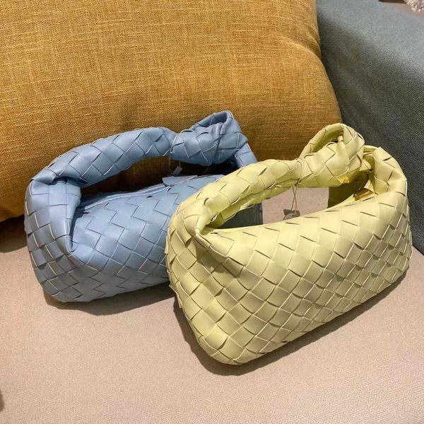 

fashion women's bottess handbag venetas 2022 new woven o same mini ox horn single shoulder armpit portable cloud have logo