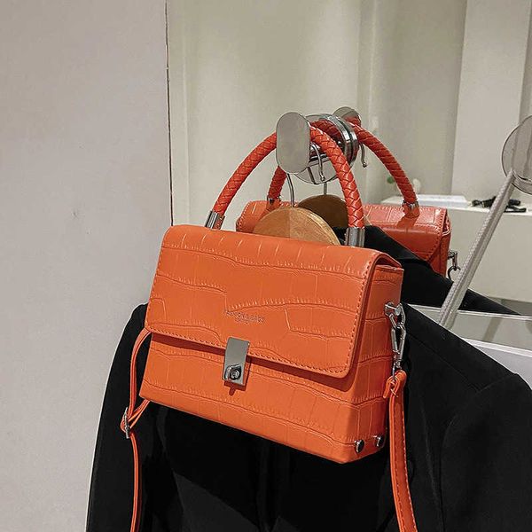 

evening bags 2022 new bag women's cross body woven hand cross grain small square