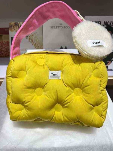 

single package 2021 autumn and winter plush bag tagi new square cake mini japanese korean cute portable small female y220304