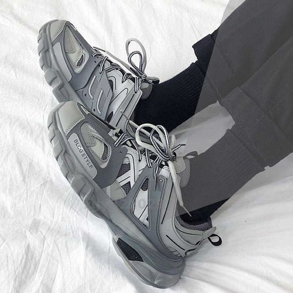 

dress shoes luxury brand designer men women casual shoe track 3 3.0 triple white black green sneakers tess.s. gomma leather trainer nylon pr
