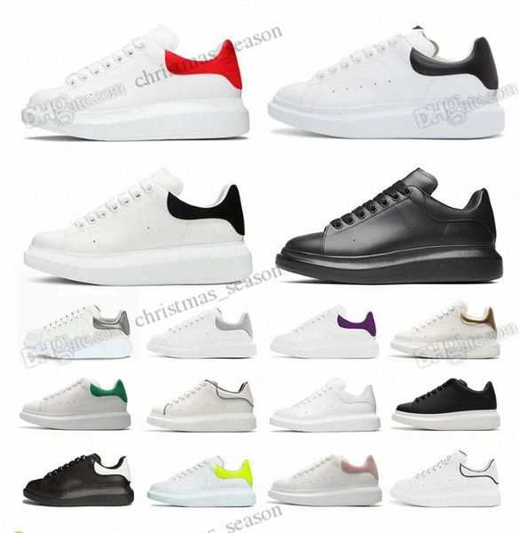 

2022 fashion men shoe designer women leather lace up platform oversized sole sneakers white black mens womens luxury velvet suede casual sho