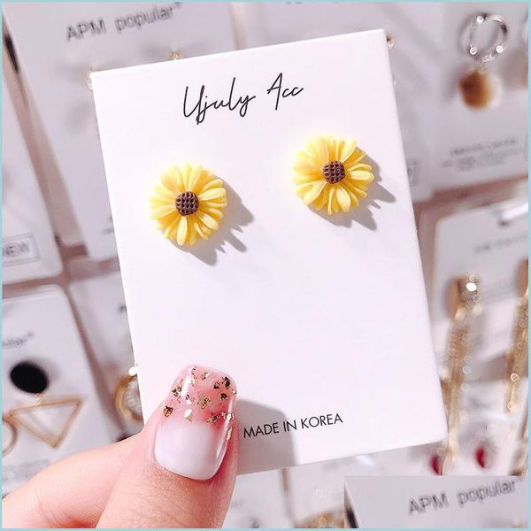 

stud sweet acrylic small daisy stud earrings for women girls new flower white and yellow earring wedding bridal party holiday jewelry dhzq0, Golden;silver