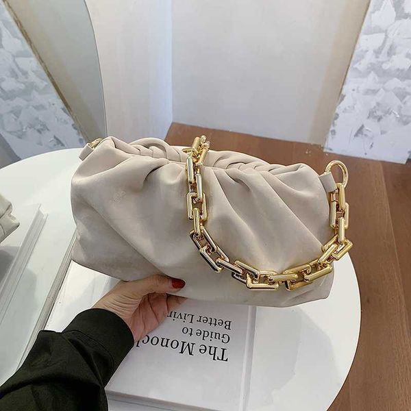 

hand designerbag bottess bag women's venetas net red small 2022 new underarm fashion chain lamb wool delicate cloud have logo