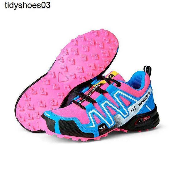 

2021 new designer dunks large outdoor solomon slides light women's mountaineering shoes walking sneakers