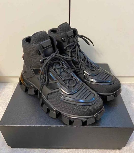 

sports shoes luxury designer men's sneakers cloudburst thunder 3d metal triangle casual technology fabric lightweight wholesale sneaker