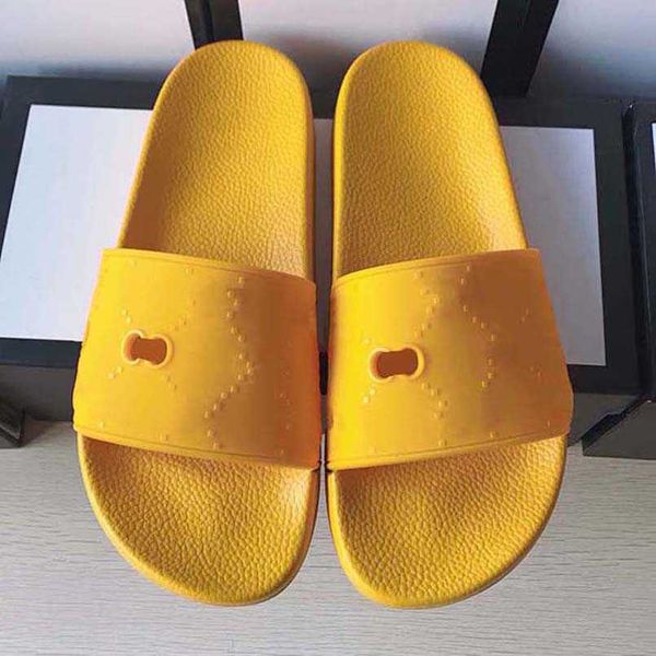 

luxury flat sandal design embroidery black slippers shallow beach leisure indoor lace lock box full set of accessories 35-45shoe008 2-105