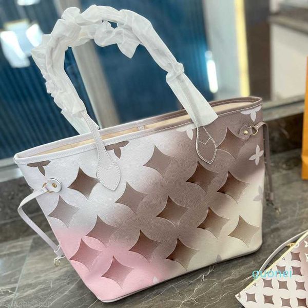 

22ss women luxurys designers totes onthego shopping bags game on handbag gradient shouder crossbody bag genuine leather