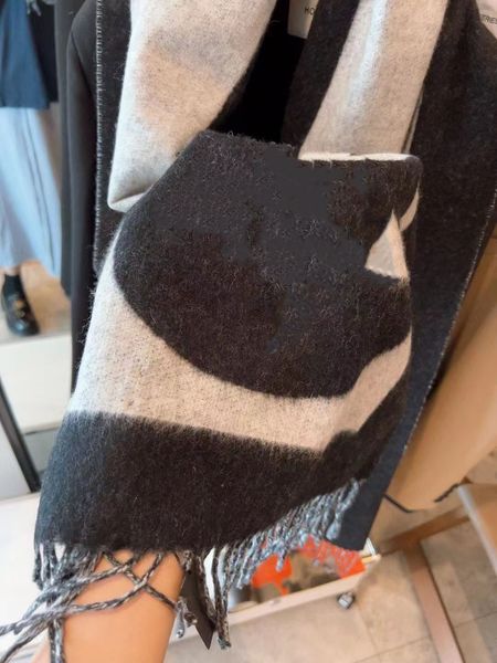

2022 new luxury v scarf cashmere thick shawl women long winter wram pashmina wraps with tassel bufanda foulard, Blue;gray
