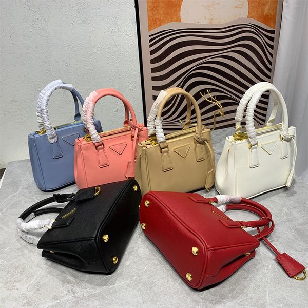 

woman designer tote bag leather handbag chain bags scarf charm killer package golden metal letter logo equipped with a removable shoulder st