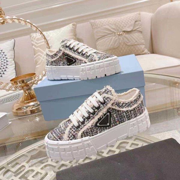 

2022 shoes canvas sheepskin thick bottom fashion with metal triangle buckle sneaker, Black