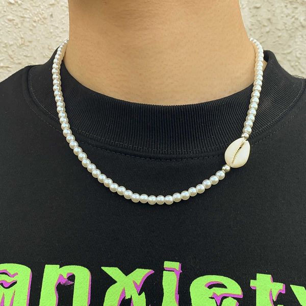 

pendant necklaces 2022 new trendy imitation pearl necklace men temperament simple handmade strand bead shell choker necklace for men jewelry, Silver
