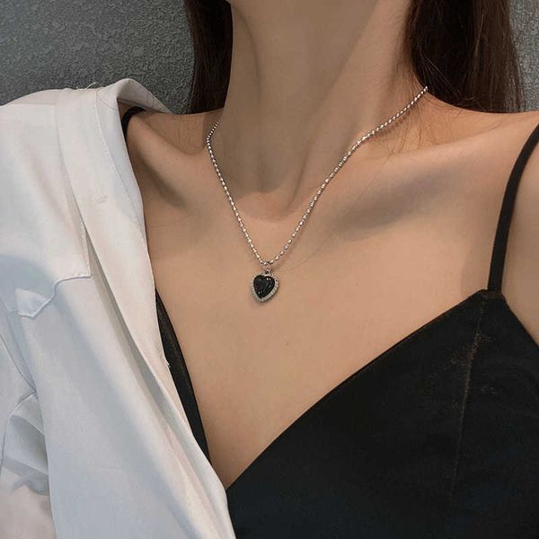 

pendant necklaces kpop black heart pendant necklace fashion love clavicle chain korean simple female beads chain necklaces for women l221011, Silver