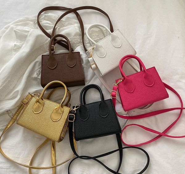 

lady style children handbags luxury girls pure color pu leather one shoulder bag kids vintage messenger bag q9239, Black