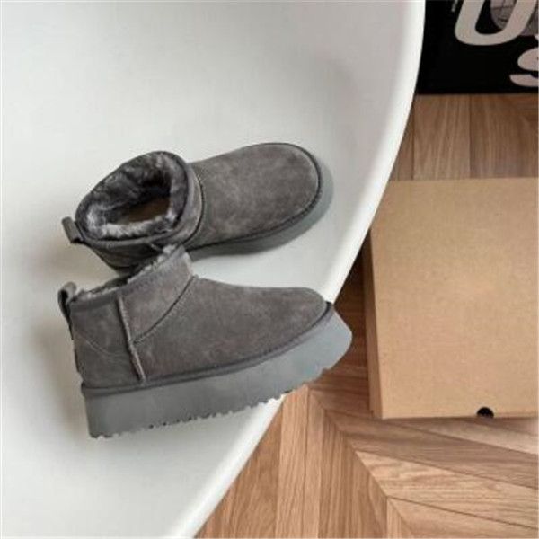 

2022 ultra mini platform boot designer woman winter ankle australia snow boots thick bottom real leather warm fluffy booties with fur size21, Black