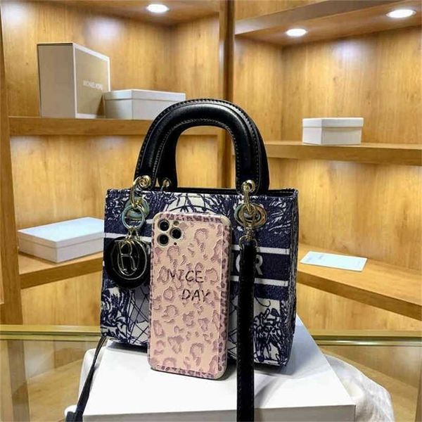 

30% off 2023 designer bag explosive models handbags temperament printed texture letter