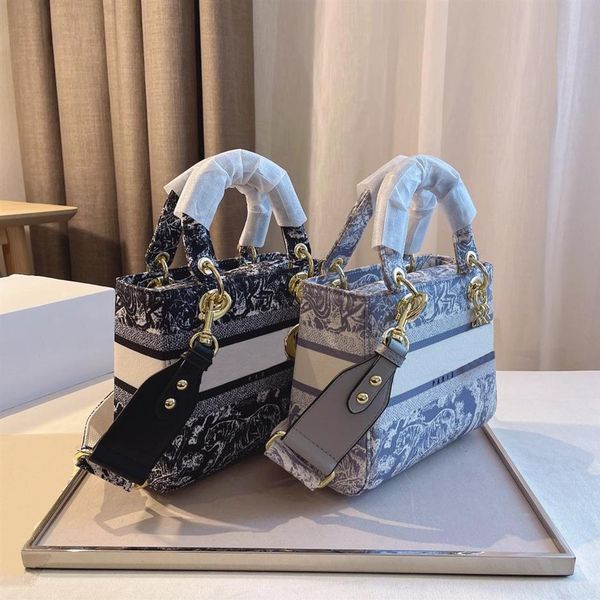 

new bag women favorite genuine leather fashion handbags multi accessoires purses flower mini pochette 3pcs crossbody shoulder bags317i