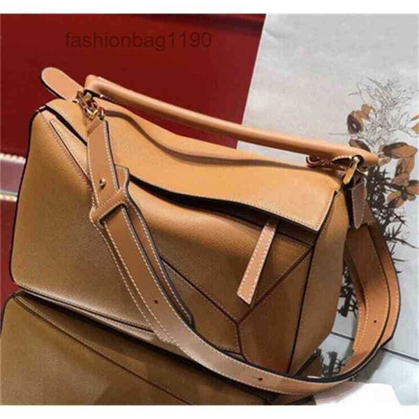 

bag loews fashion designer 2022 bags same geometric mini stitched leather women's lingge messenger hand pillow wor3