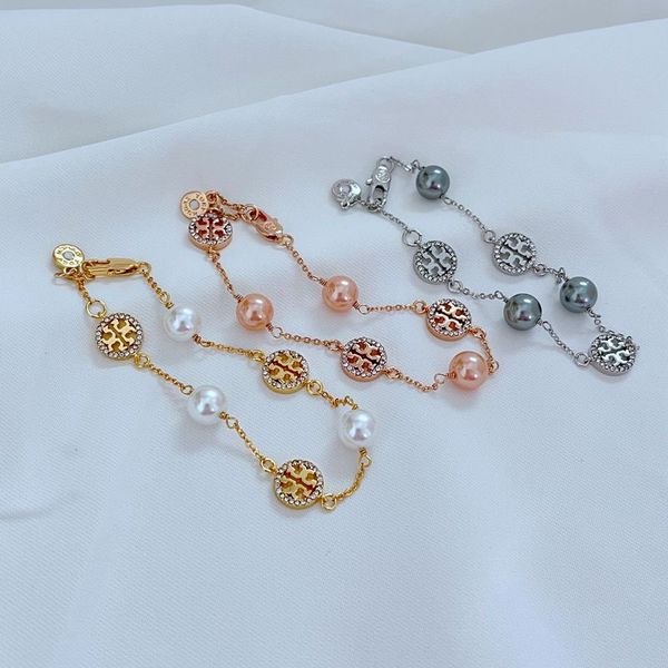 

18k gold simple fashion luxury pearl charm bracelets for women retro vintage hollow classic crystal diamond brand bangle bracelet party wedd, Golden;silver