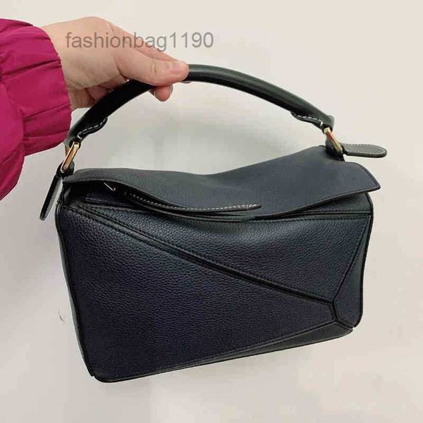 

2022 fashion bags loews bag designer mini lingge leather geometric pillow single messenger splicing contrast color portable women's obe
