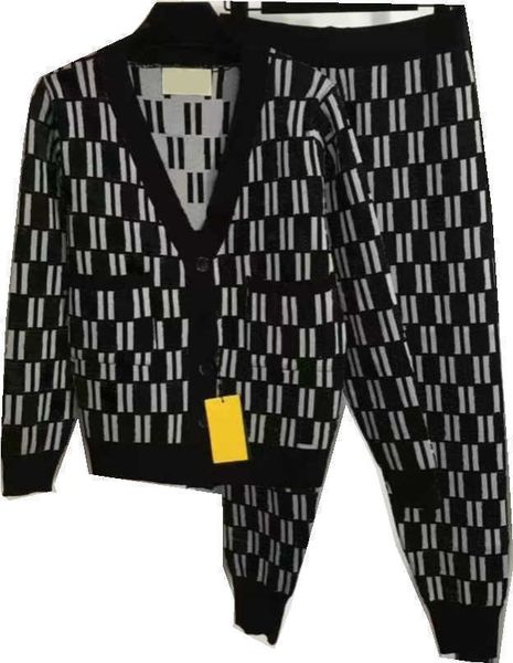 

autumn suits womens knitting tracksuits two pieces sets pants designer cardigan jackets jacquard high-end casual long sleeves sports knitted, White