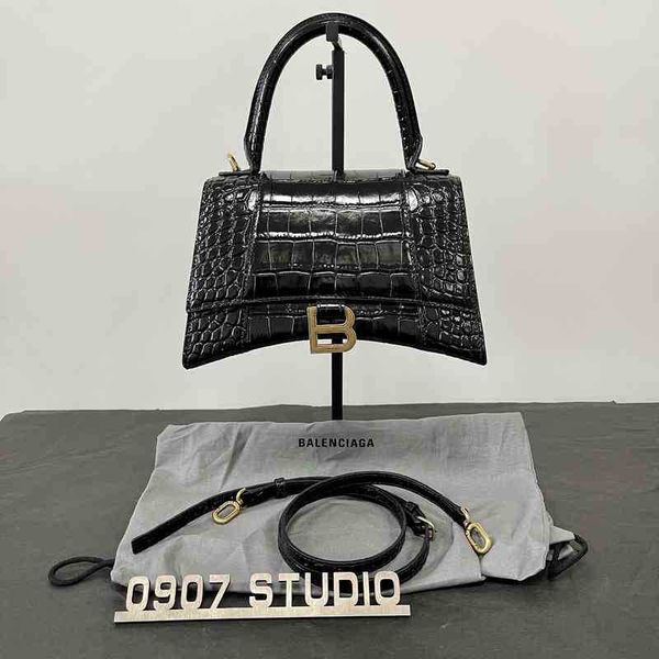 

designer hourglass bags balencigas handbags fw21 crocodile beef batch black gold buckle handbag
