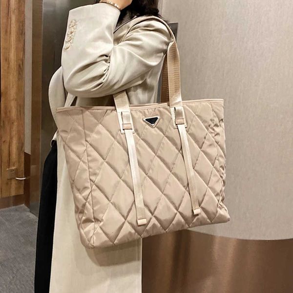 

single shoulder bag brand designer tote bags women's shoulder 2020 winter new lady handbags nylon large capacity shopper bag q1206