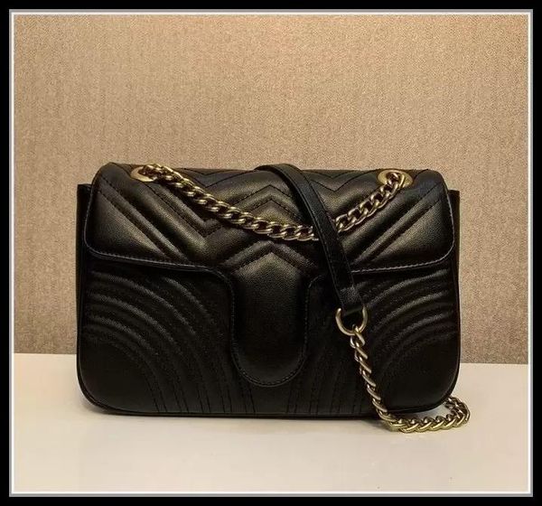 

2022 luxurys women chain crossbody bags designers heart v wave pattern shoulder bags messenger bags pruse tote