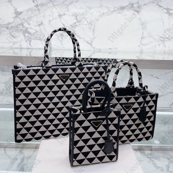 

men womens shopping bags large totes classic triangle pattern letter shoulder bag canvas ladies handbags wallet 19cm 28cm 39cm