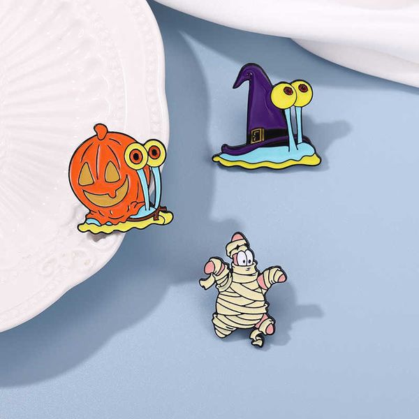 

new pins series paint badge accessories sponge baby cartoon snail pie star shaped corsage, Gray