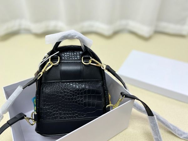 

new fashion backpack quality shoulders bag black design shoulder