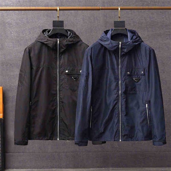 

mens hooded windbreaker jackets with triangle badge fashion designer brand male outerwear autumn coats jacket men, Black;brown