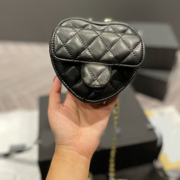 

cute mini sweetheart purses shoulder bags small size14x12cm brand qulited lovely girl black chain strap plain leather purple wallet summer p