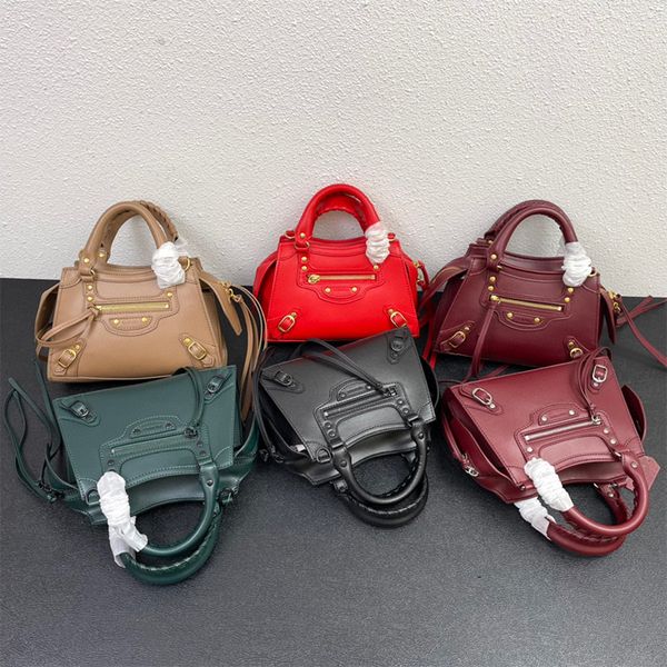 

crocodile grain designer tote bag mini handbag totes beach bag leather women purse sheepskin lining crossbody shoulder bags metal parts chai