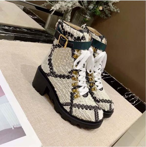 

2022 boots exquisite boots fashion ladies designer rubber outsole leather martin ankle webbing non-slip wave colorful comfortable, Black