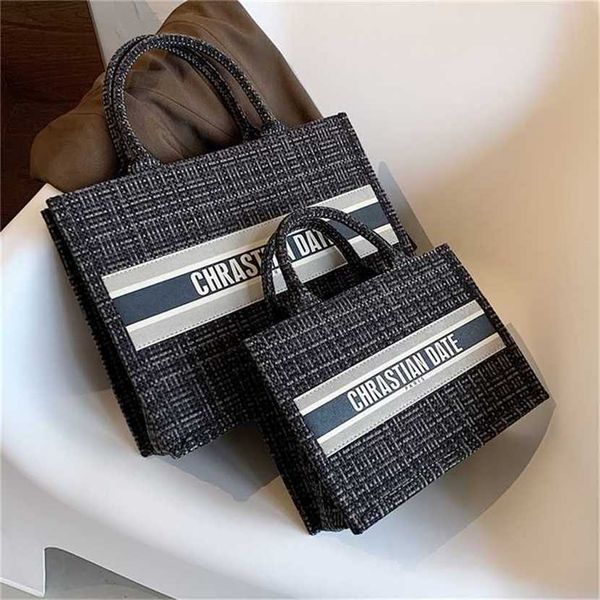 

60% off 2023 designer bag trendy handbags large capacity women's versatile ins texture stripe portable tote