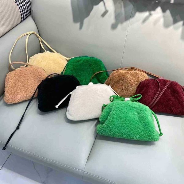 

evening bags autumn winter plush bag female 2021 fashion lamb hair cloud single shoulder menger fold clip