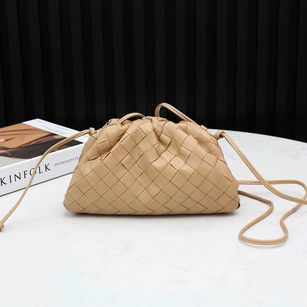 

7 star western ffamous deginer real leather evening bags cowhide crochet handbag it cloudy bag 22cm