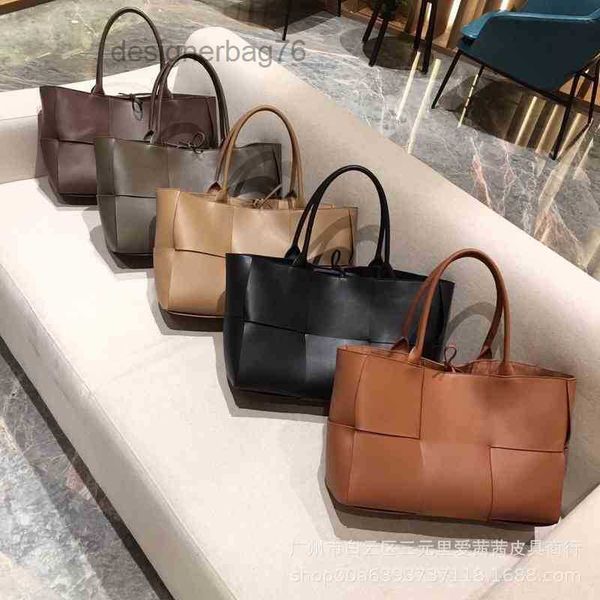 

designer bags venetas women bottegas handbags huiqiao same song leather woven arco tote shopping bag one shoulder handle mothe 526g