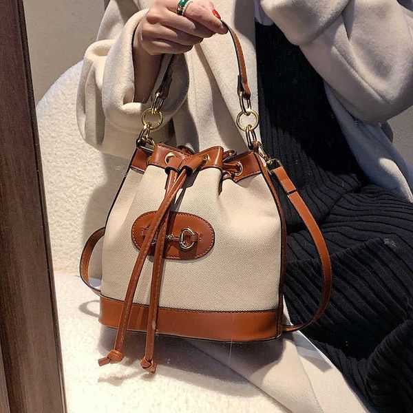 

bucket bag female spring simple korean portable trend contrast color single shoulder diagonal, Silver